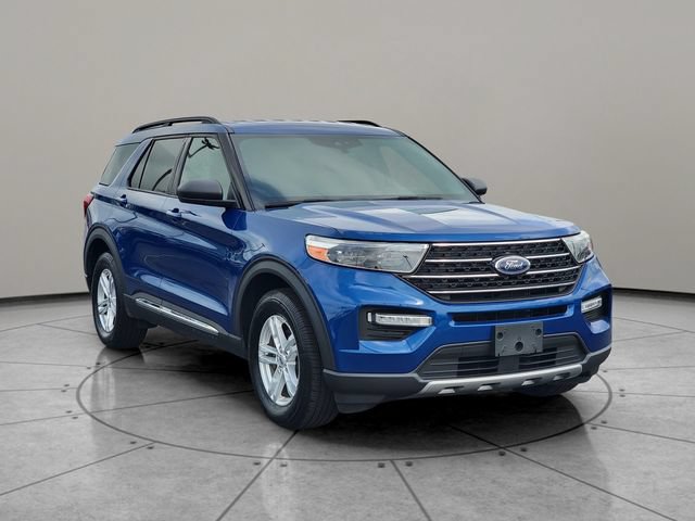 Certified 2020 Ford Explorer XLT w/ Equipment Group 202A AWD/4WD image 14