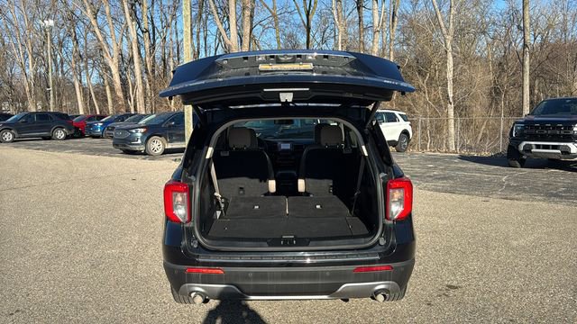 Certified 2023 Ford Explorer Limited w/ Equipment Group 301A image 31