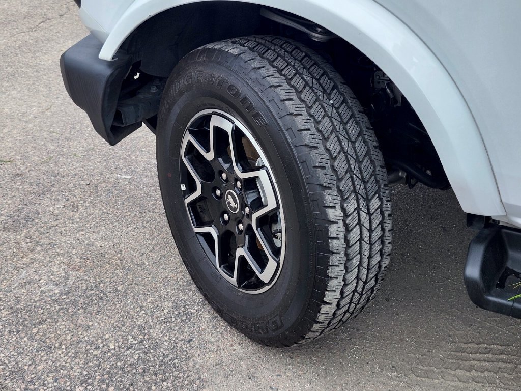 Certified 2026 Ford Bronco Outer Banks AWD/4WD image 31