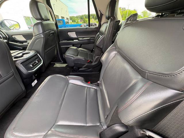 Certified 2025 Ford Expedition Active AWD/4WD image 24