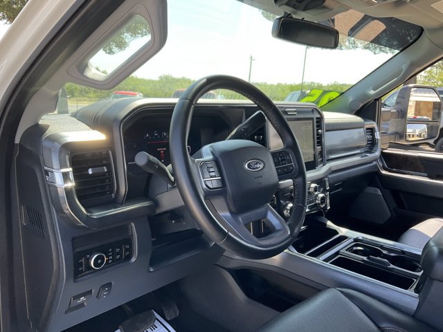 Certified 2025 Ford F250 Lariat AWD/4WD image 6