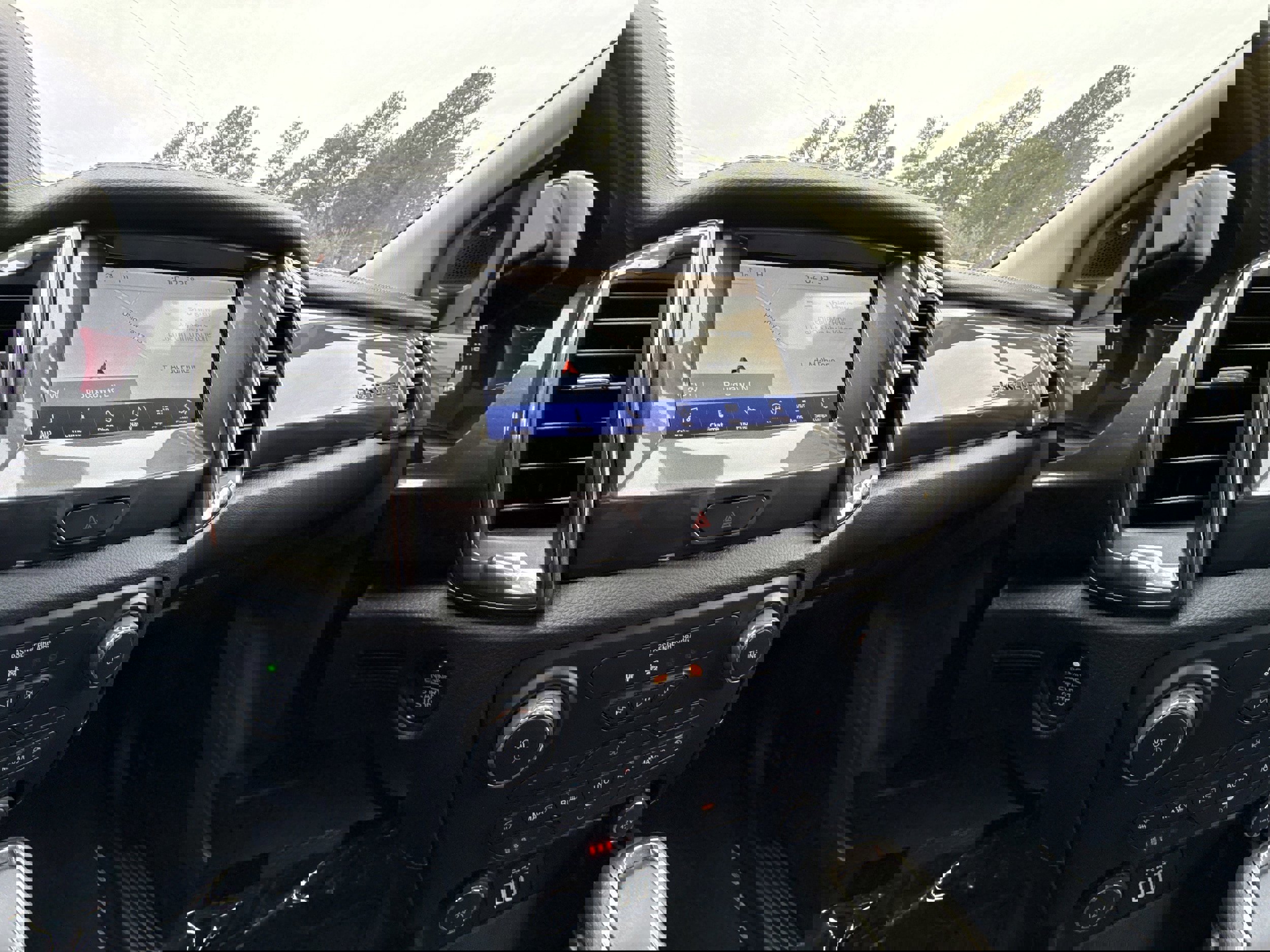 Certified 2019 Ford Ranger Lariat w/ Equipment Group 501A Mid image 18