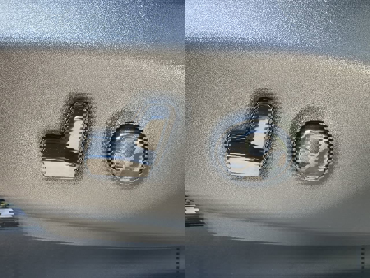 Used 2019 Chrysler Pacifica Limited w/ 8-pass Seating Package image 30