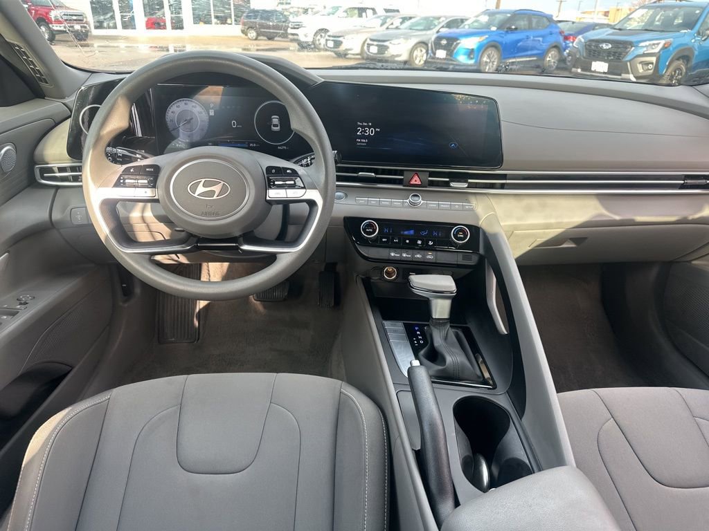 Used 2024 Hyundai Elantra SEL image 20