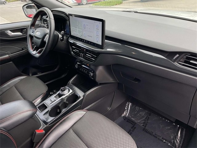 Certified 2024 Ford Escape ST-Line w/ Tech Pack #1 image 32