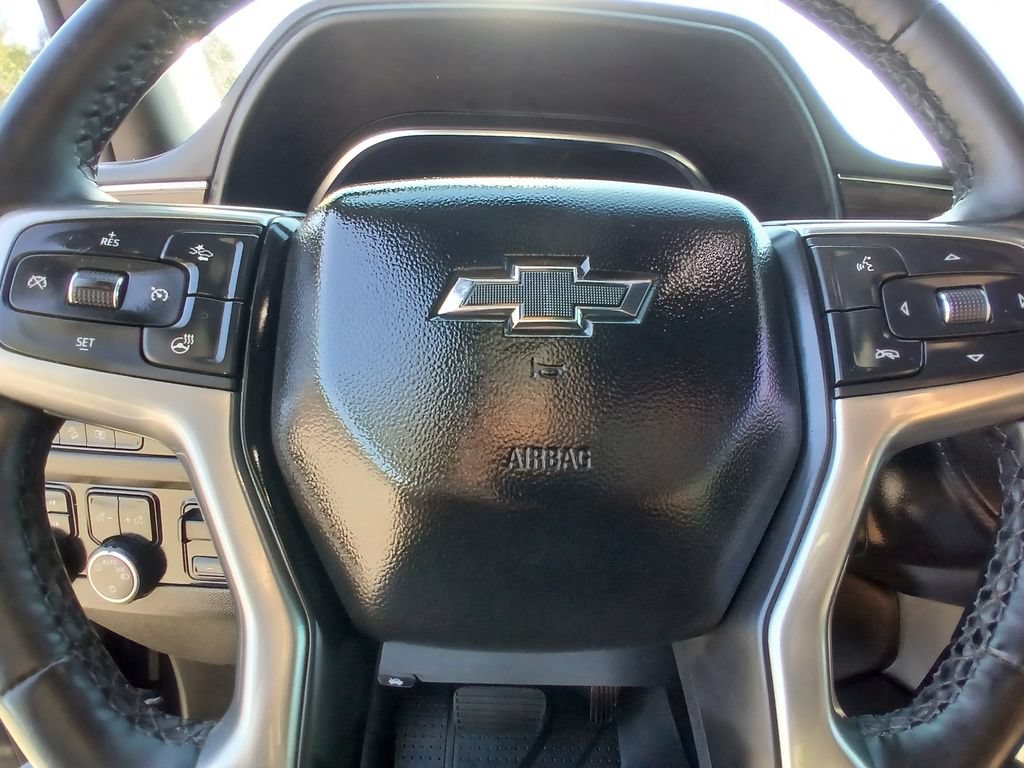 Used 2024 Chevrolet Tahoe Z71 w/ Luxury Package AWD/4WD image 21