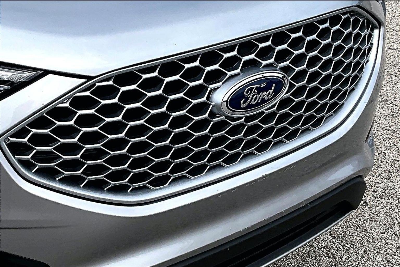 Certified 2024 Ford Edge SEL AWD/4WD image 30