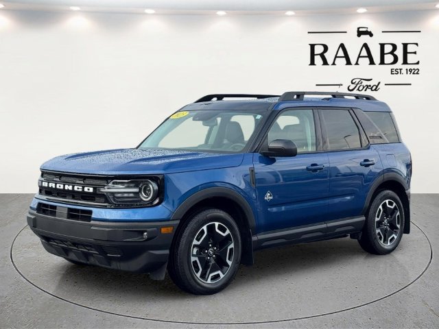Certified 2023 Ford Bronco Sport Outer Banks w/ Tech Package AWD/4WD image 3