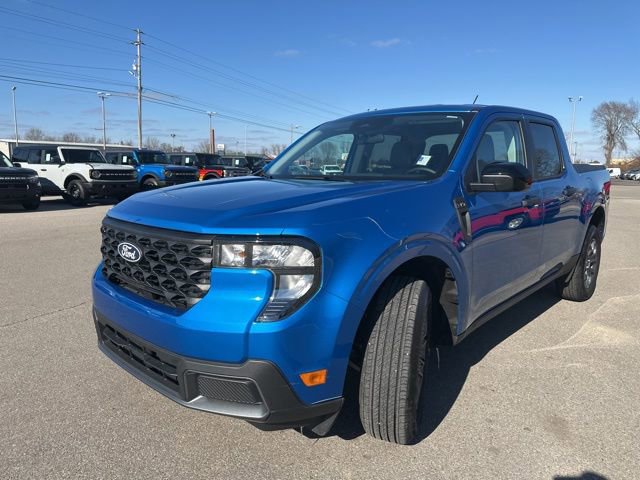 Certified 2025 Ford Maverick XLT w/ XLT Luxury Package image 30