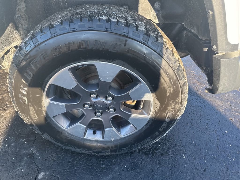 Used 2020 Jeep Wrangler Unlimited Sahara image 44