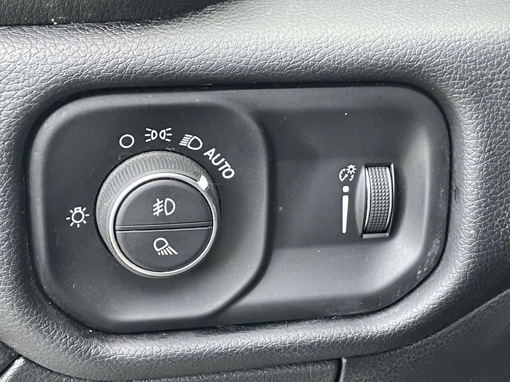 Used 2024 RAM 2500 Big Horn image 17