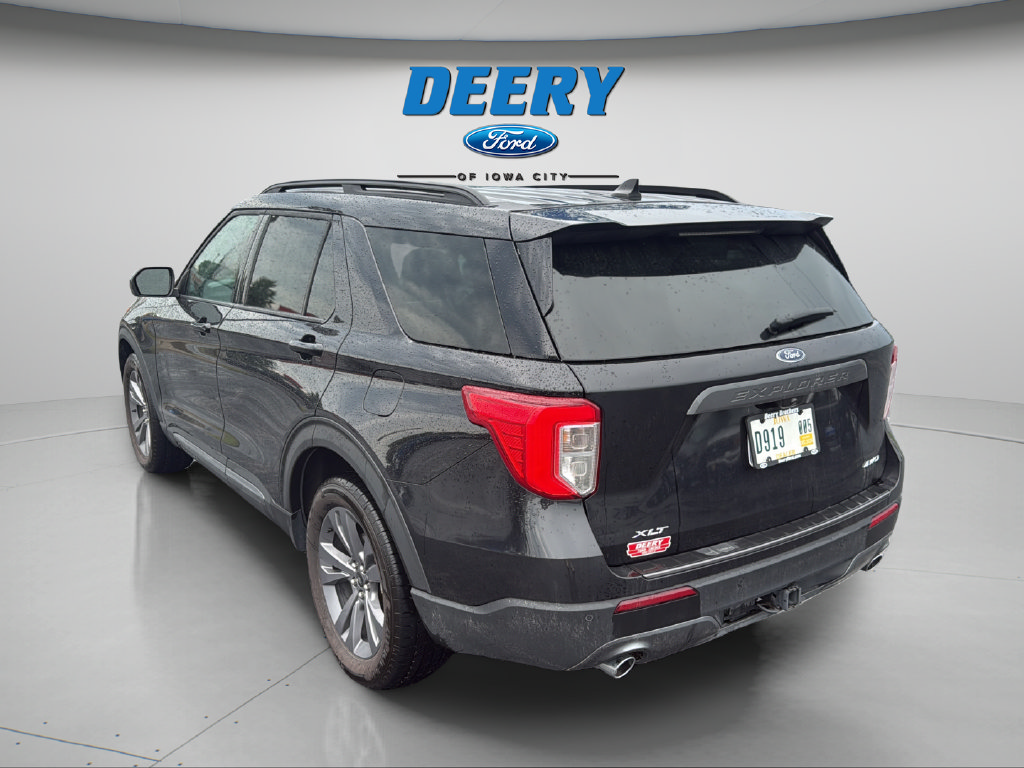 Certified 2024 Ford Explorer XLT w/ Equipment Group 202A AWD/4WD image 8
