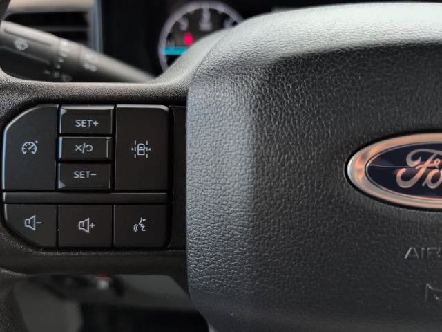 Certified 2024 Ford F550 4x4 Regular Cab Super Duty image 21