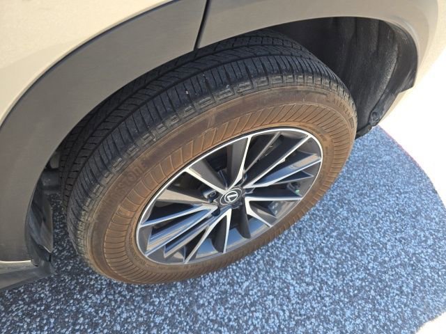 Used 2025 Lexus NX 250 FWD w/ Accessory Package (2T) image 7