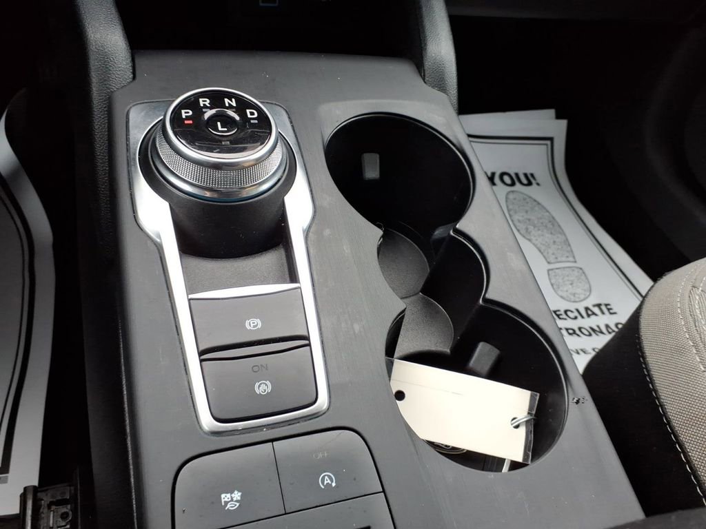 Certified 2022 Ford Escape SE image 22