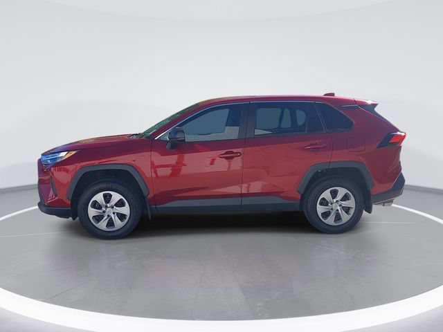 Used 2023 Toyota RAV4 LE FWD image 2