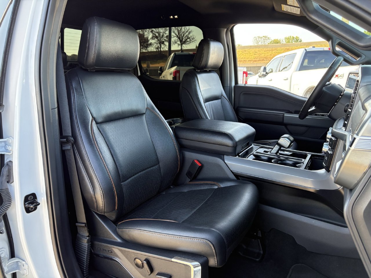 Certified 2024 Ford F150 Lariat w/ Tow/Haul Package AWD/4WD image 33