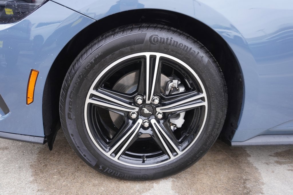 Certified 2025 Ford Mustang Premium image 25