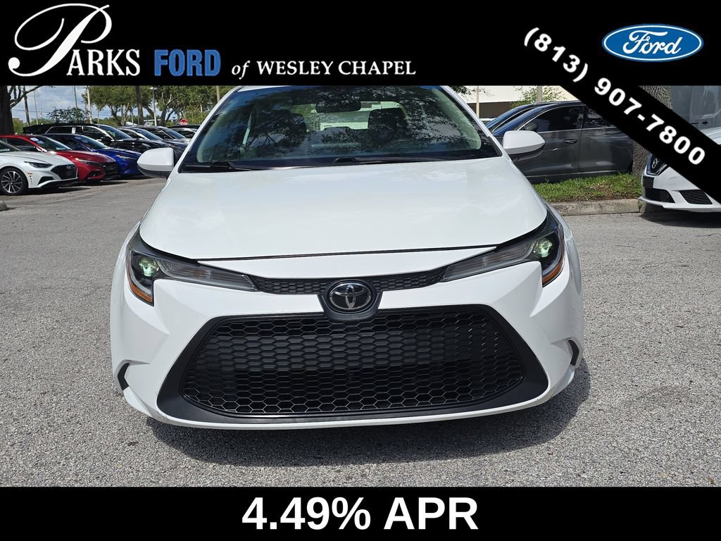 Used 2022 Toyota Corolla LE FWD image 3