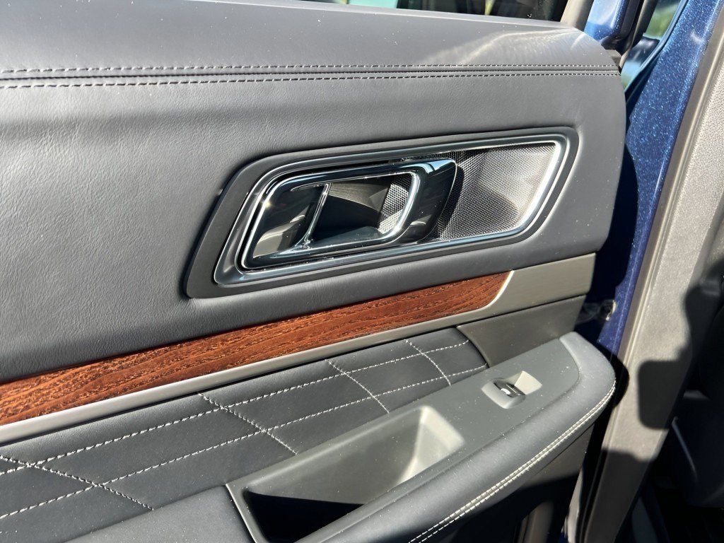 Certified 2017 Ford Explorer Platinum AWD/4WD image 23