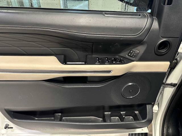 Certified 2023 Ford Expedition Max Platinum image 22