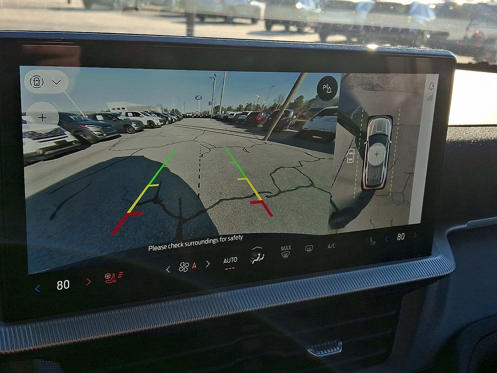 Certified 2025 Ford Explorer ST-Line w/ ST-Line Street Pack image 16