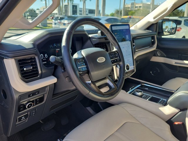 Certified 2023 Ford Expedition Platinum image 26