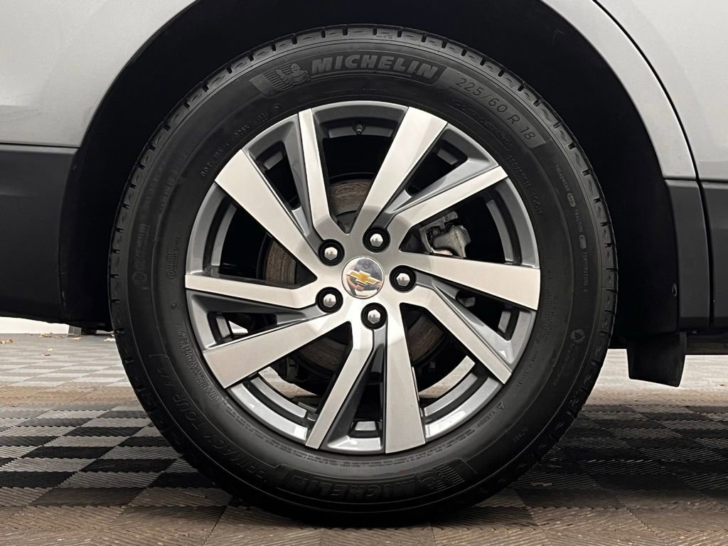 Used 2024 Chevrolet Equinox Premier image 17