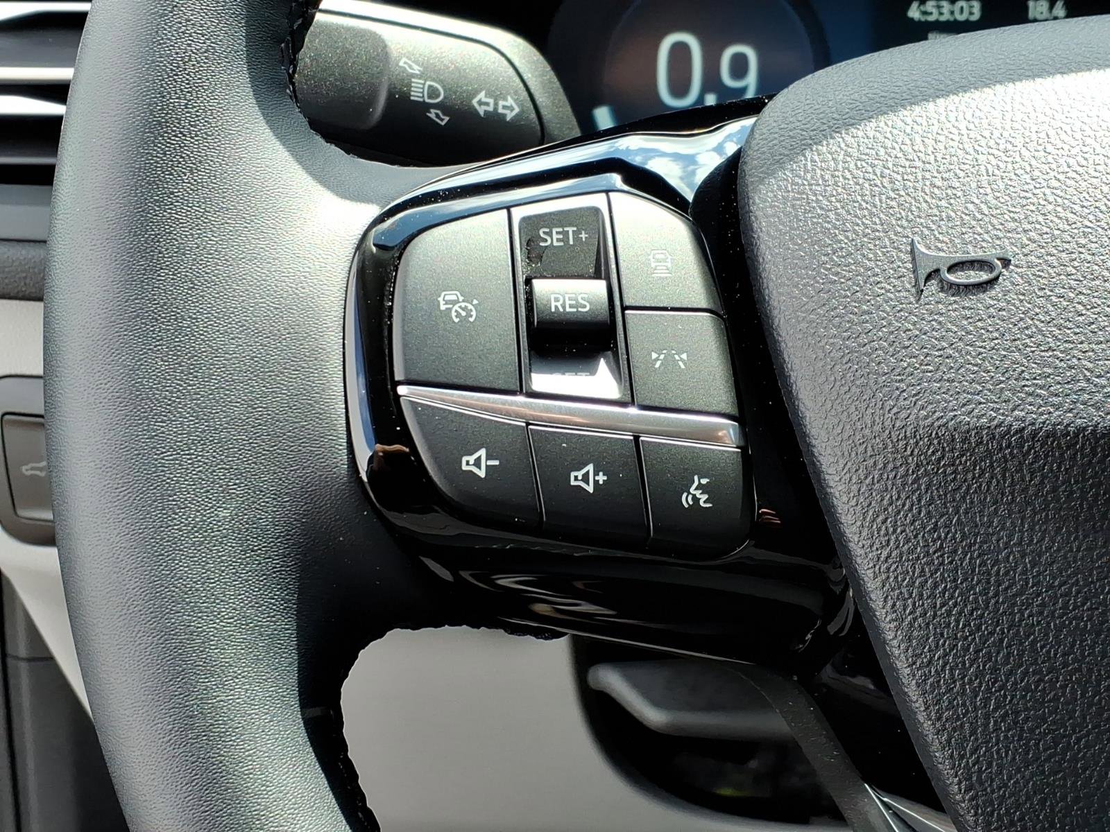 Certified 2023 Ford Escape Platinum w/ Premium Technology Package AWD/4WD image 20