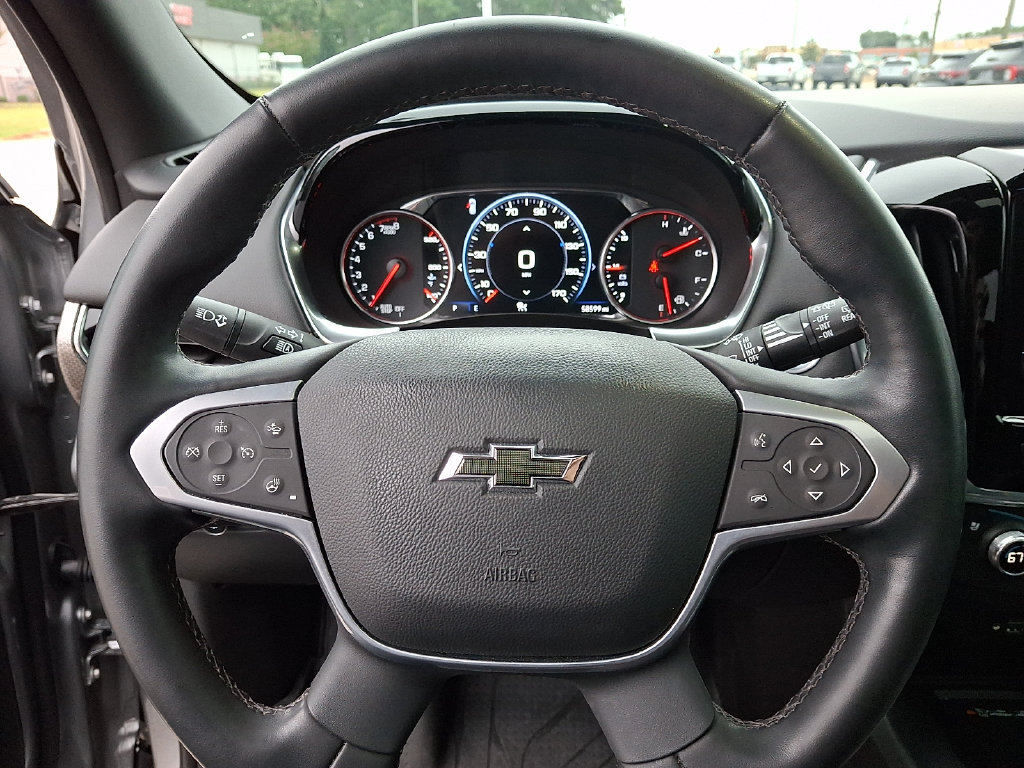 Used 2023 Chevrolet Traverse Premier w/ Redline Edition FWD image 18