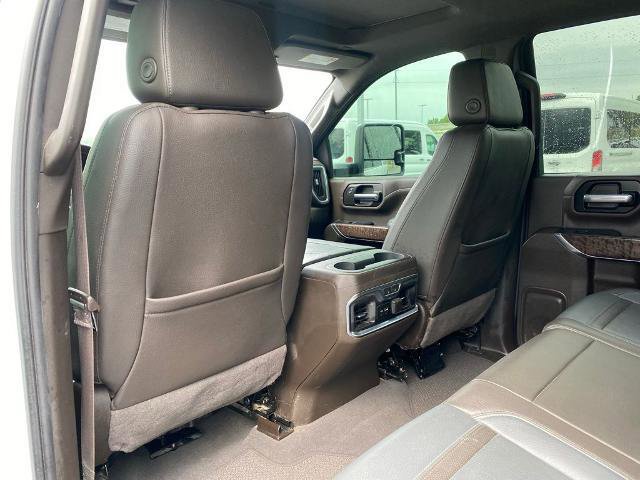Used 2023 GMC Sierra 2500 Denali w/ Denali Ultimate Package AWD/4WD image 30
