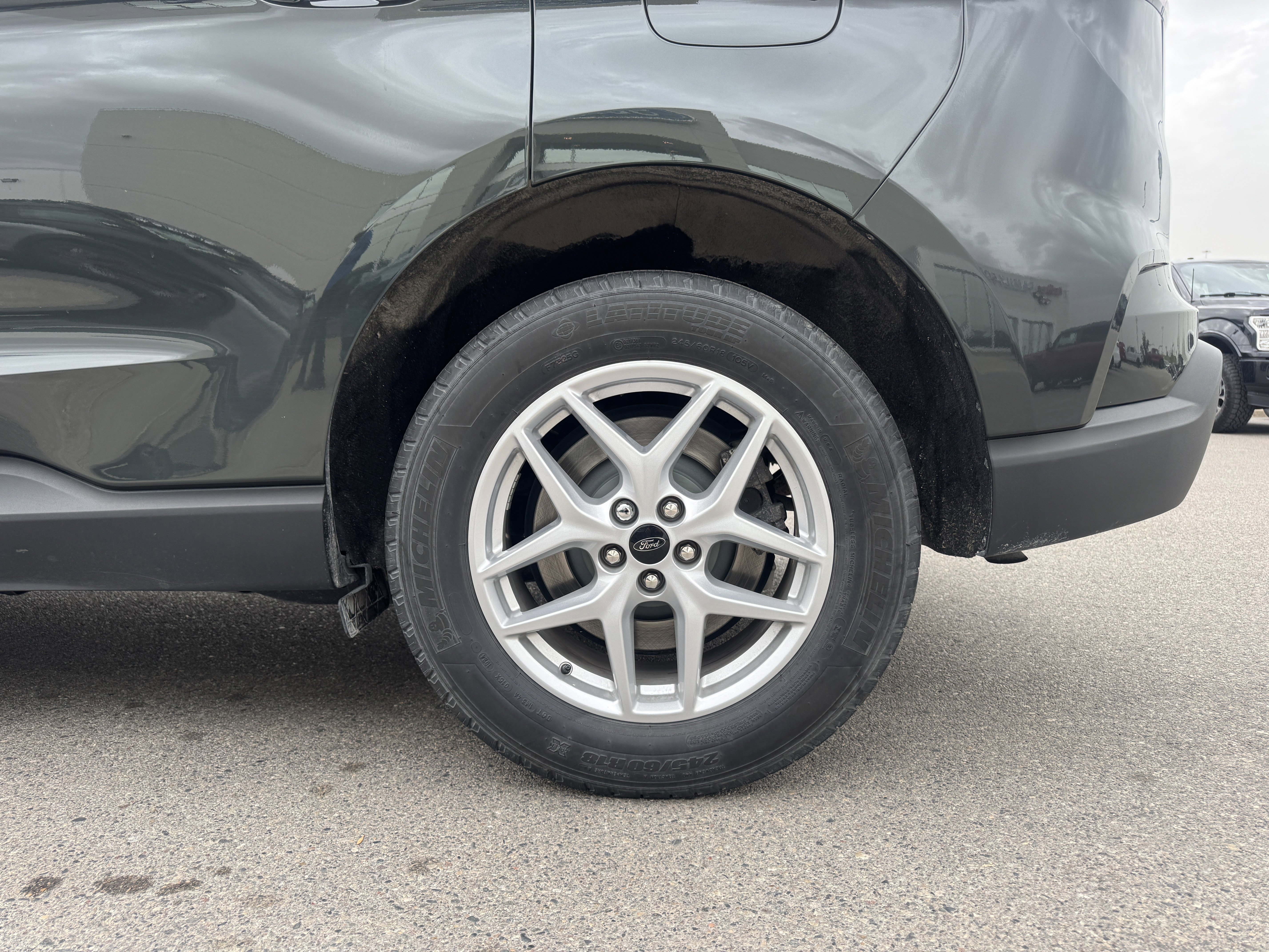 Certified 2024 Ford Edge SEL w/ Convenience Package AWD/4WD image 18