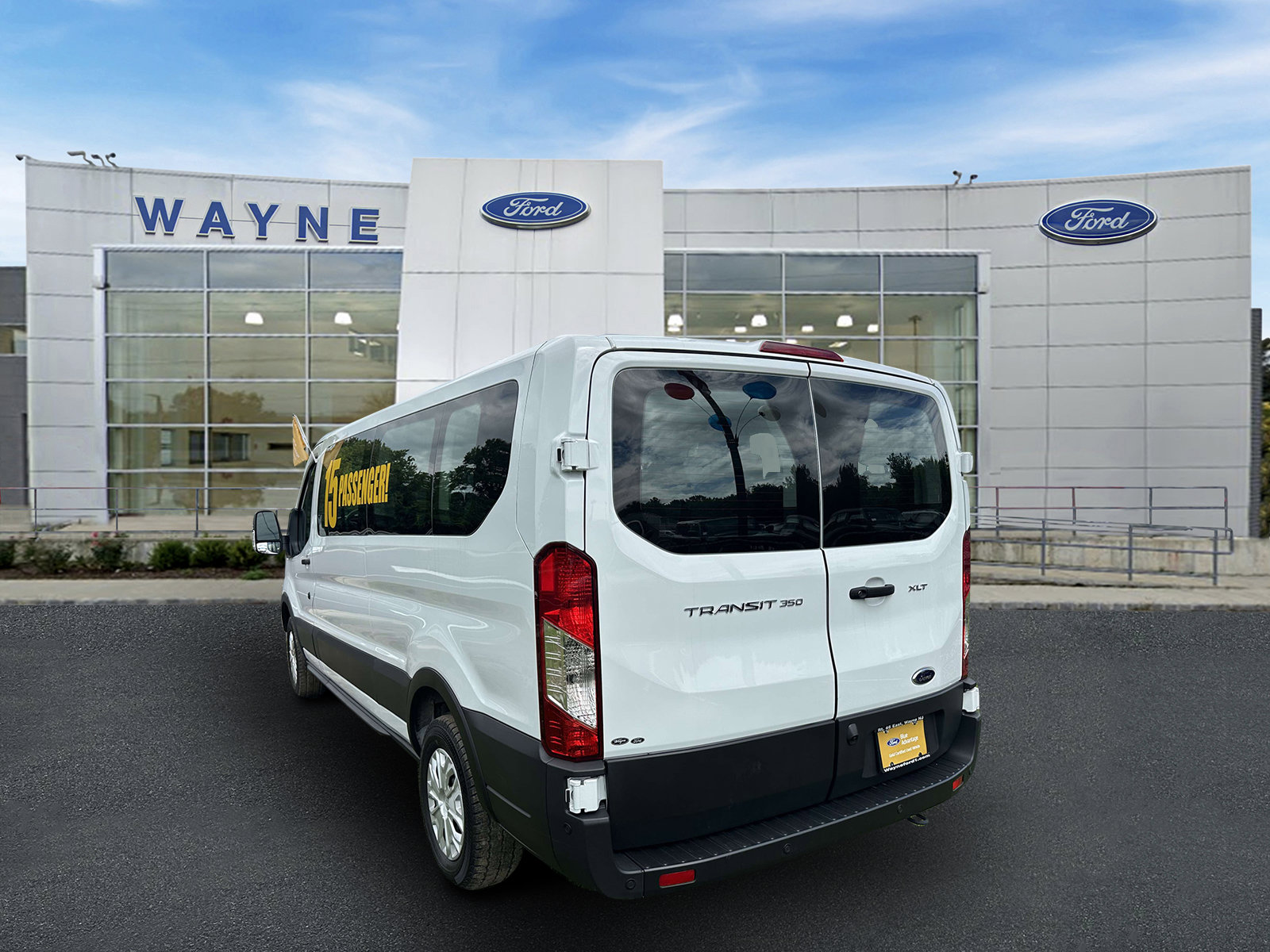 Certified 2025 Ford Transit 350 XLT RWD image 4