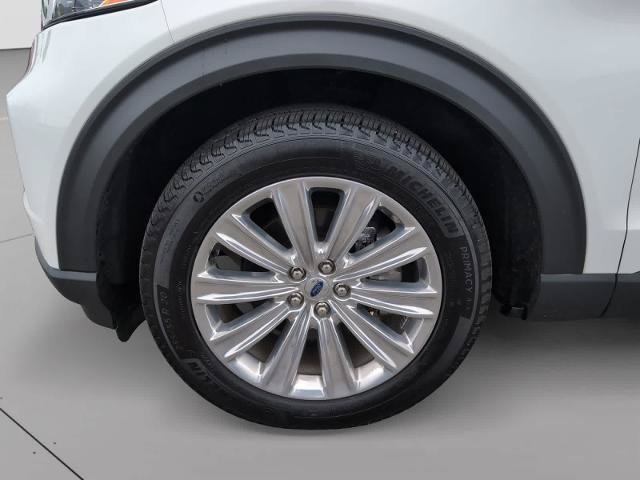 Certified 2024 Ford Explorer Limited w/ Limited Technology Package AWD/4WD image 19
