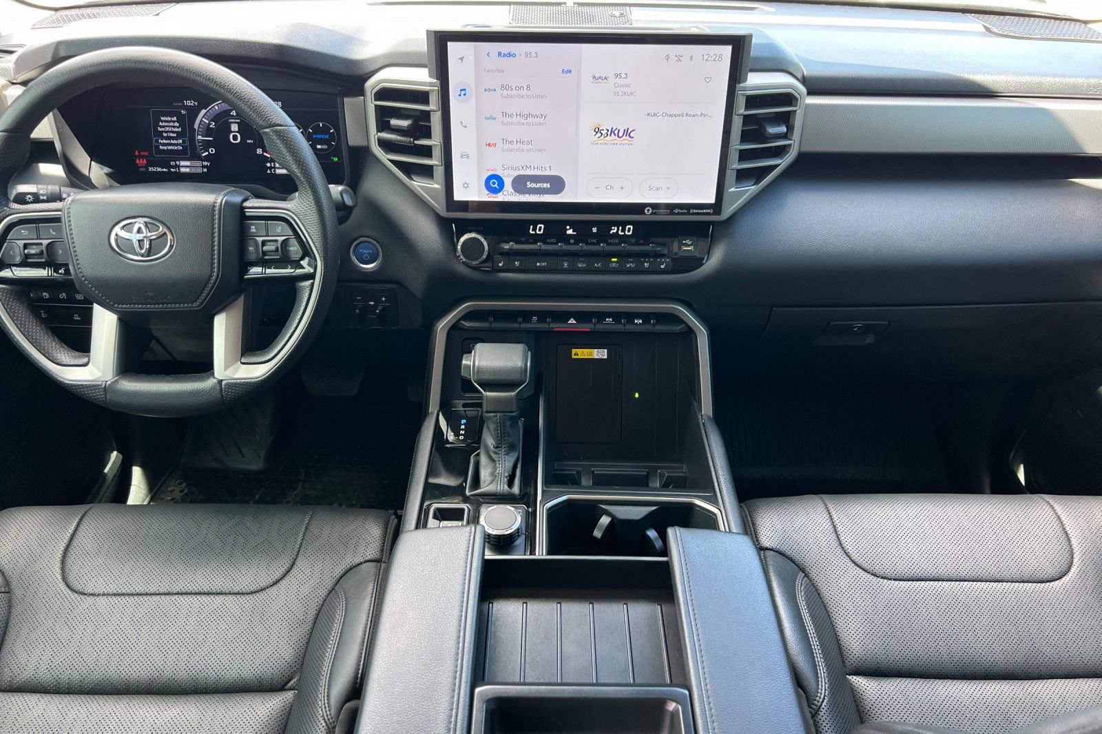 Used 2023 Toyota Tundra Limited w/ Power Package AWD/4WD image 14