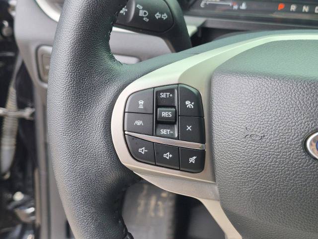 Certified 2023 Ford Explorer XLT w/ Equipment Group 202A AWD/4WD image 19
