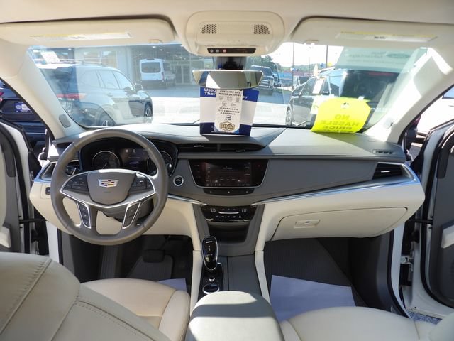 Used 2021 Cadillac XT5 Premium Luxury FWD image 17