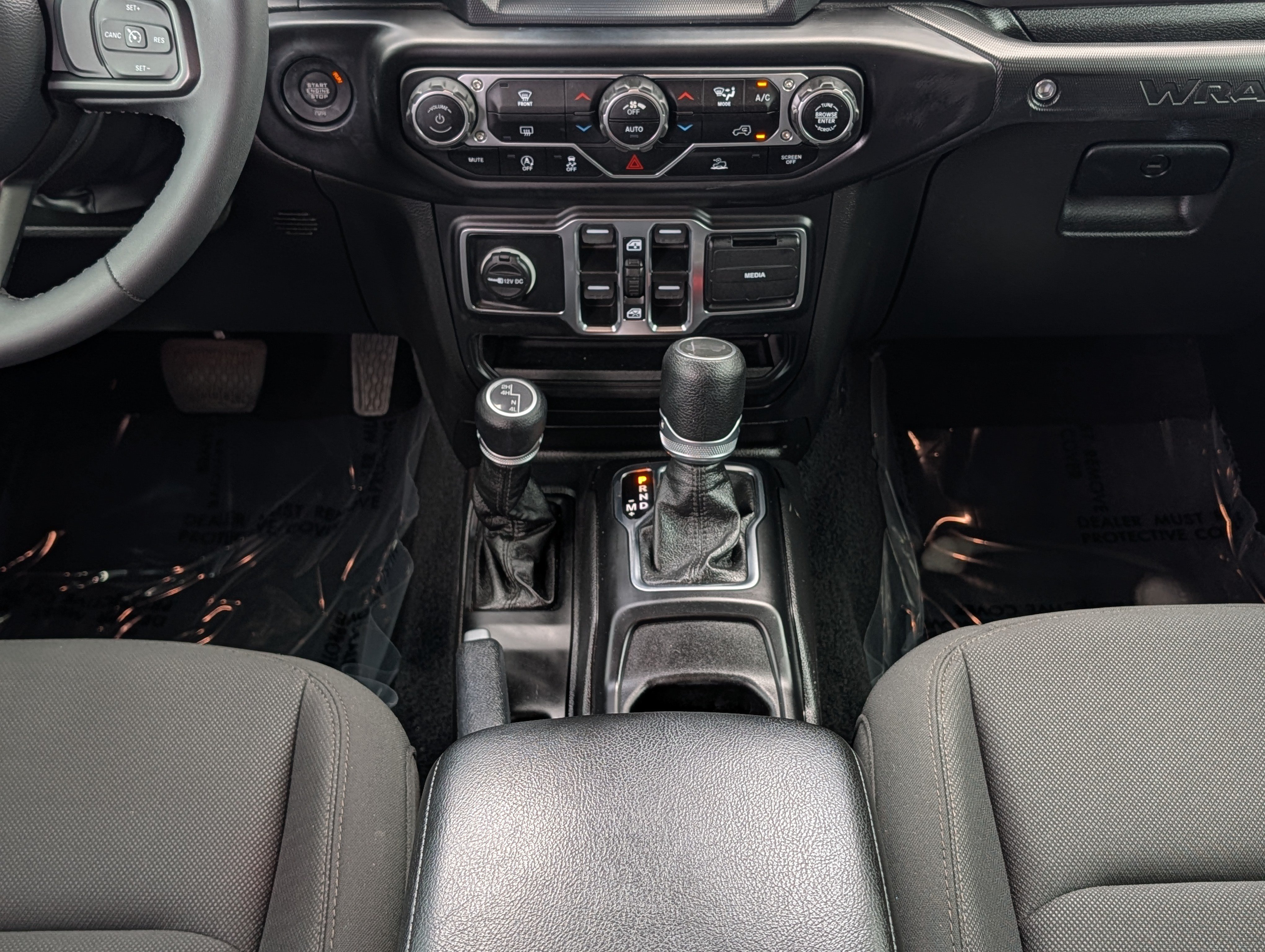 Used 2023 Jeep Wrangler Unlimited Sport AWD/4WD image 20