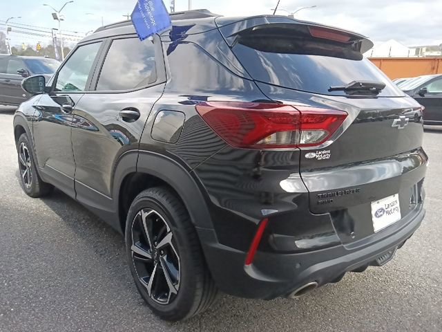 Used 2022 Chevrolet TrailBlazer RS w/ Sun and Liftgate Package image 3