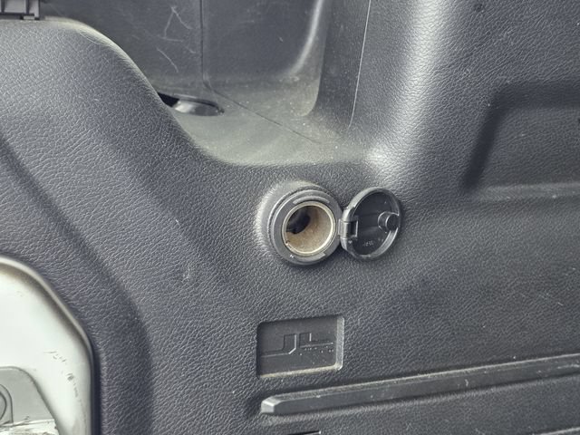 Used 2020 Jeep Wrangler Unlimited Sahara AWD/4WD image 30