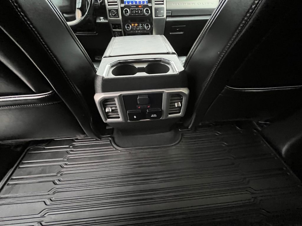 Certified 2021 Ford F350 Platinum image 22