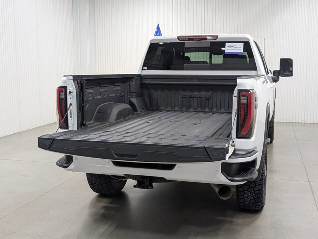 Used 2024 GMC Sierra 2500 AT4 w/ AT4 Premium Plus Package AWD/4WD image 24