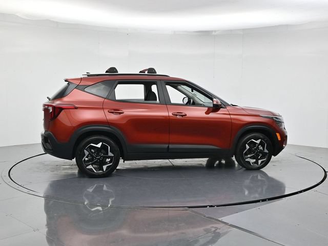 Used 2026 Kia Seltos S FWD image 2