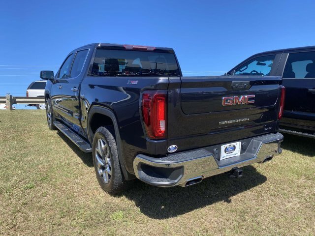 Used 2023 GMC Sierra 1500 SLT w/ SLT Premium Package AWD/4WD image 5