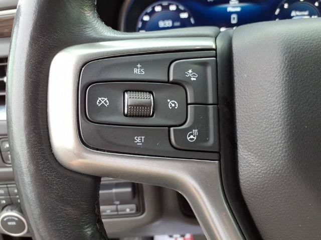 Used 2022 Chevrolet Tahoe Z71 w/ Luxury Package AWD/4WD image 16