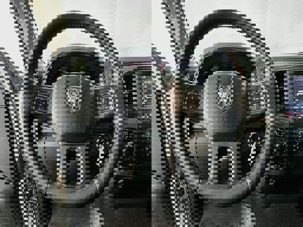 Used 2020 RAM 1500 Express w/ Wheel & Sound Group AWD/4WD image 18