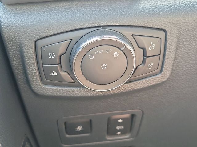 Certified 2022 Ford F350 Platinum AWD/4WD image 9