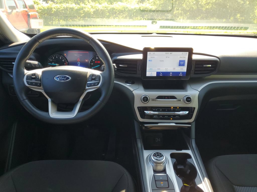 Certified 2024 Ford Explorer XLT AWD/4WD image 18