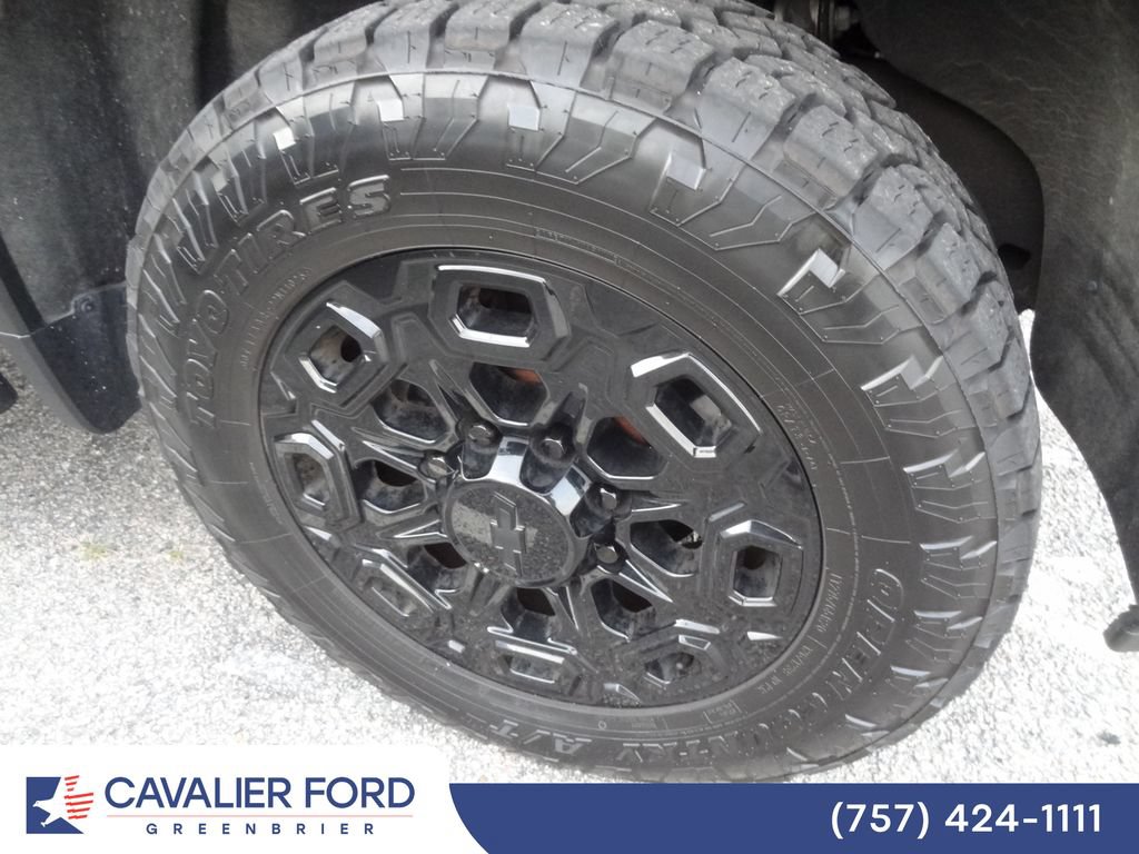 Used 2024 Chevrolet Silverado 2500 LTZ w/ LTZ Convenience Package AWD/4WD image 16