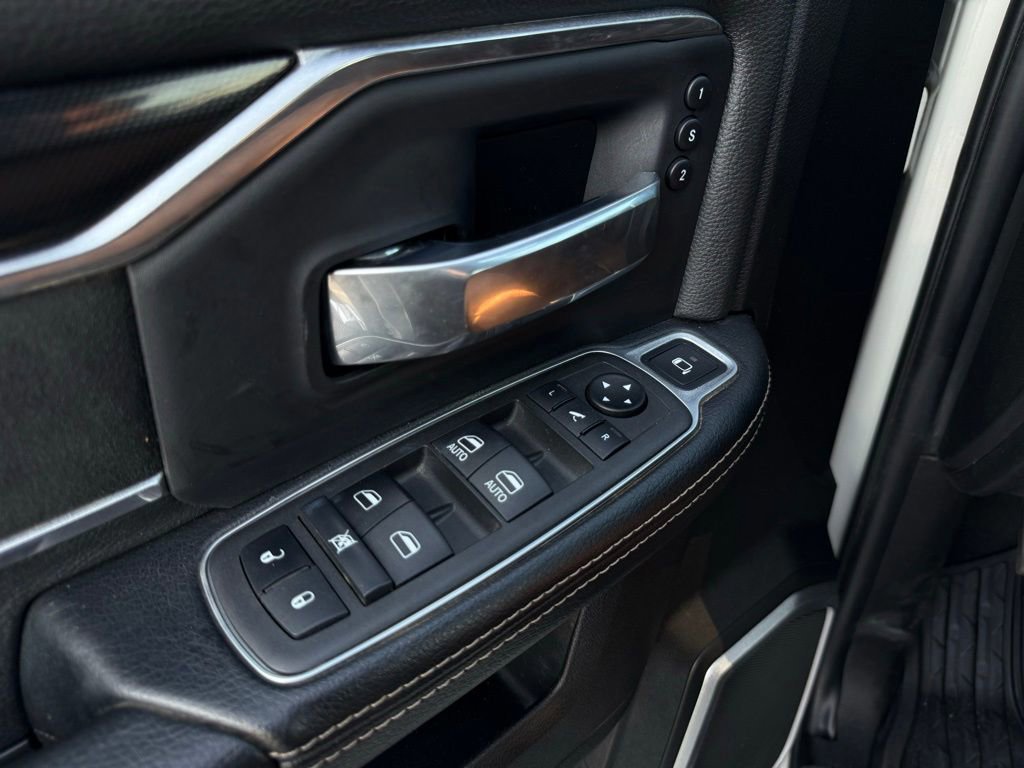 Used 2022 RAM 3500 Laramie image 12